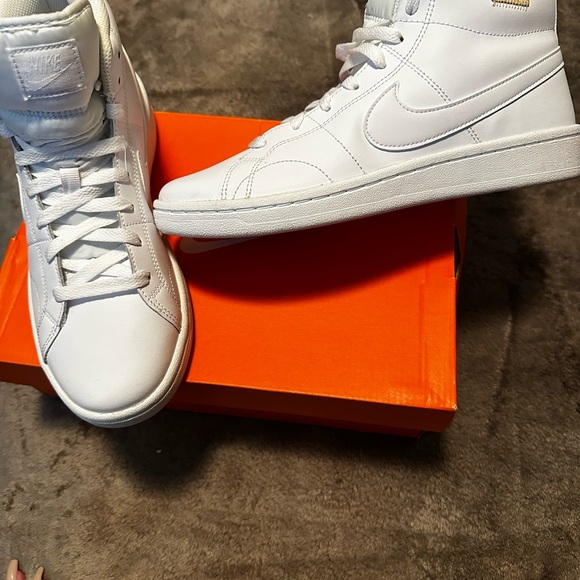 Nike (white leather hightop) size 8.5 new - Picture 3 of 6